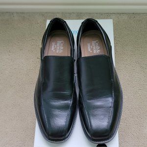 Men's black dress shoes